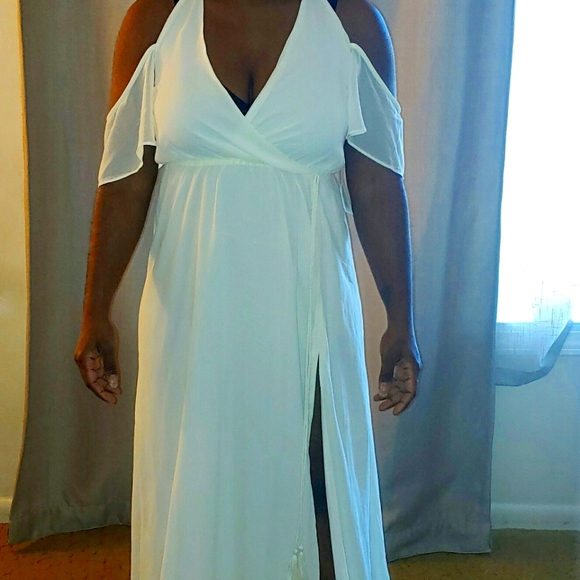 Azazie Dresses & Skirts - Azazie Ivory Bridesmaid dress nwt